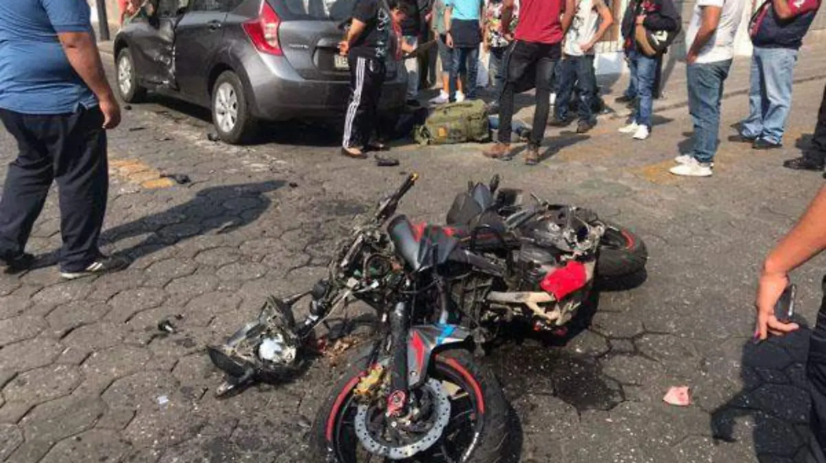 MOTOCICLISTA EN CH DE PUEBLA